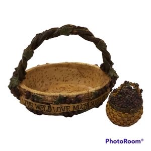 Live Love Laugh Basket. Includes Berry Basket that opens. Matched perfectly ♡